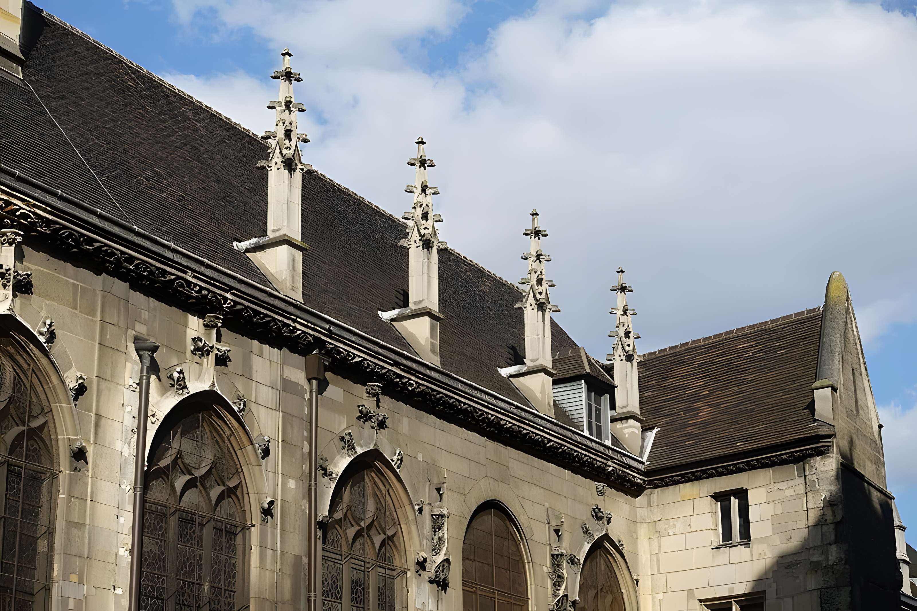 Ancienne abbaye Saint-Martin-des-Champs, actuellement Conservatoire National des Arts et Métiers et Musée National des Techniques