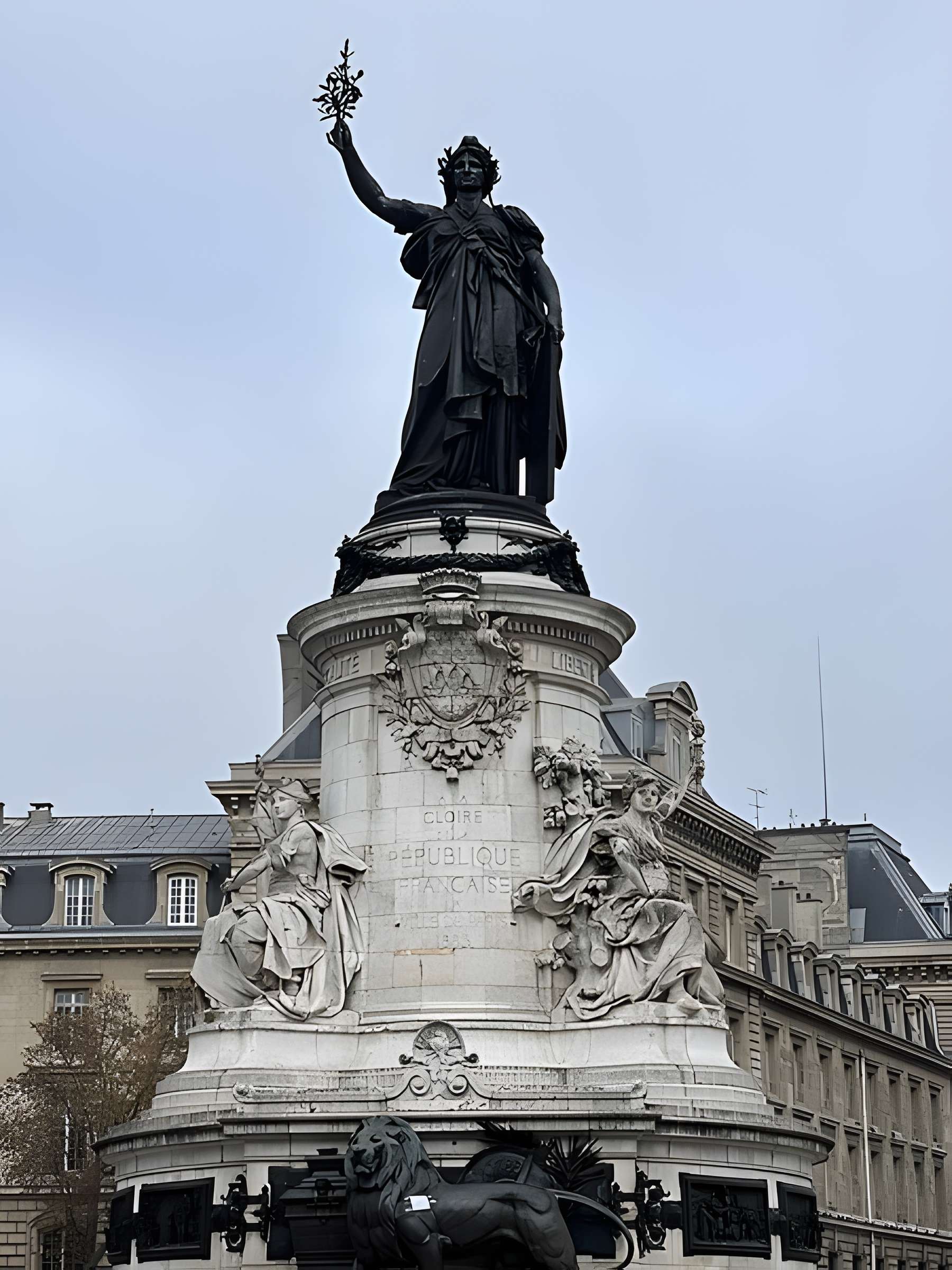 Monument à la République