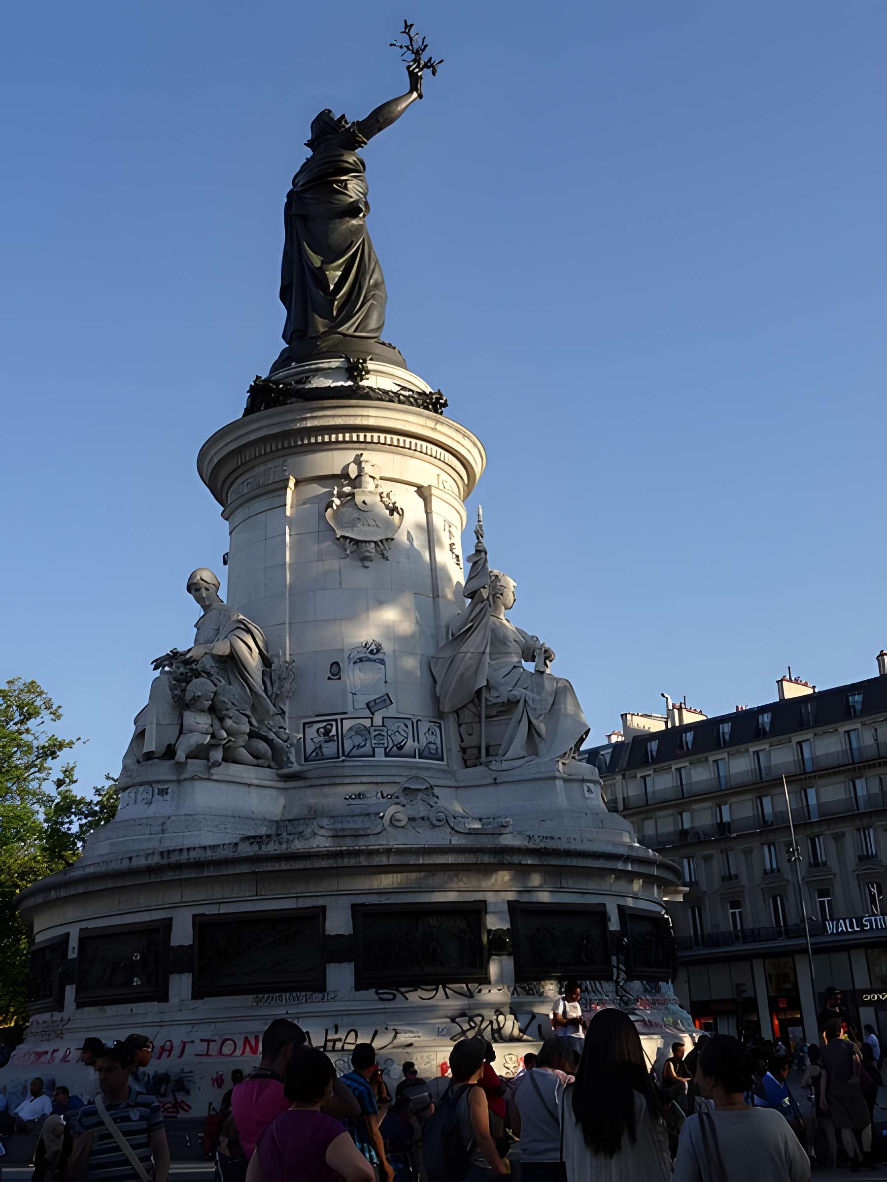 Monument à la République
