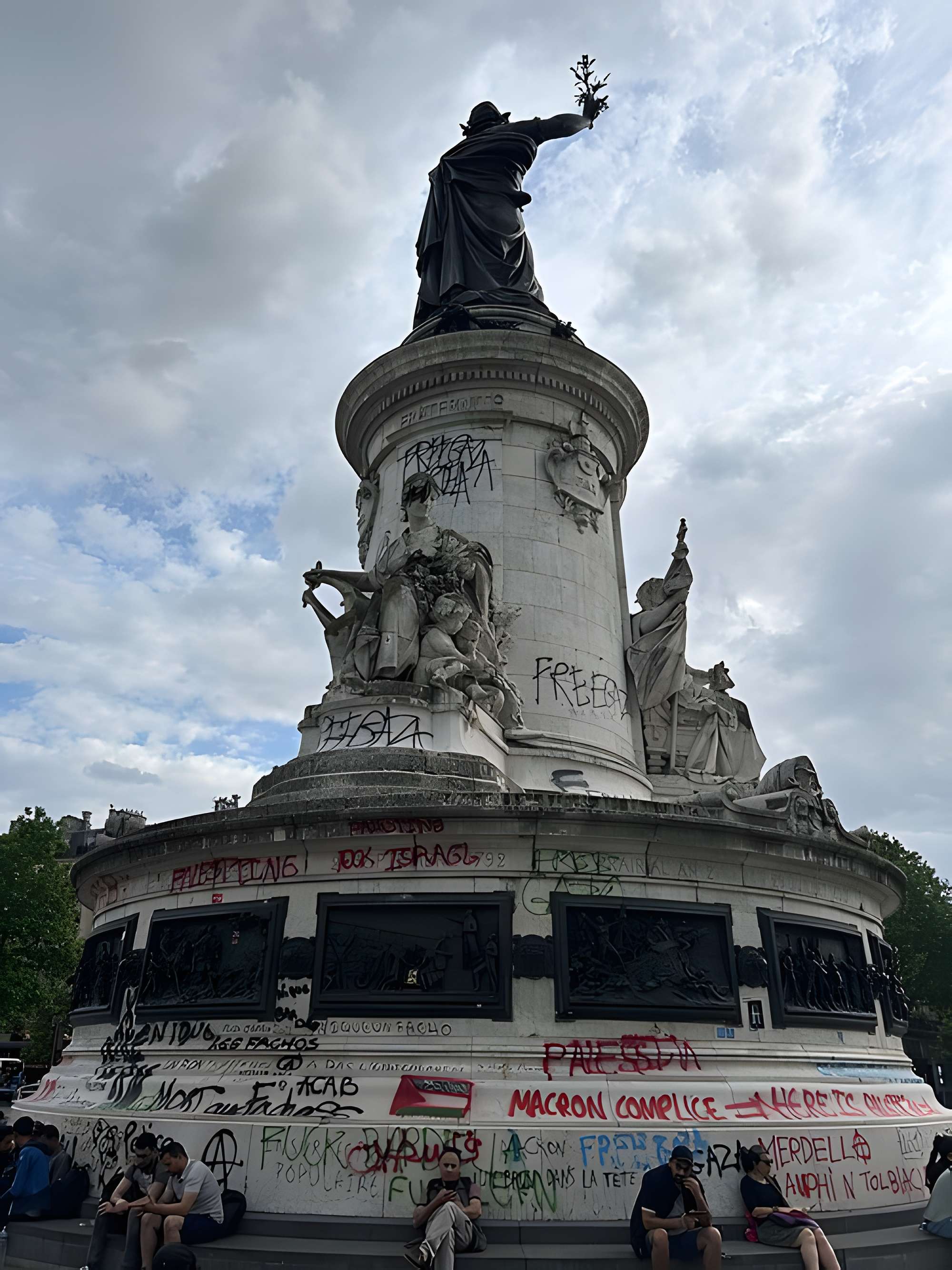 Monument à la République