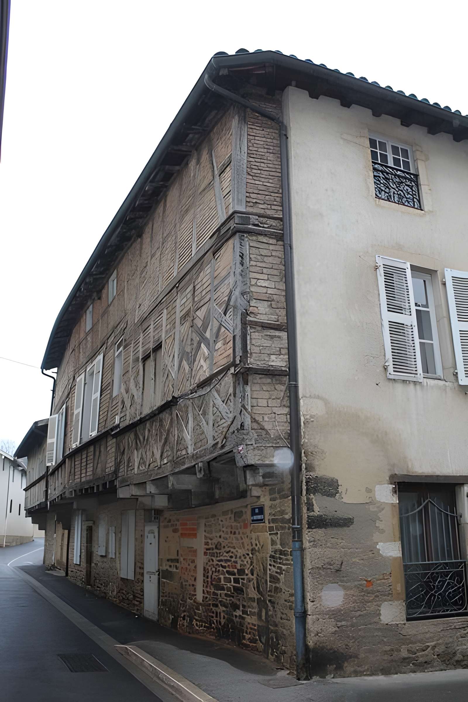 Maison au 17 rue Bourgmayer à Bourg-en-Bresse 