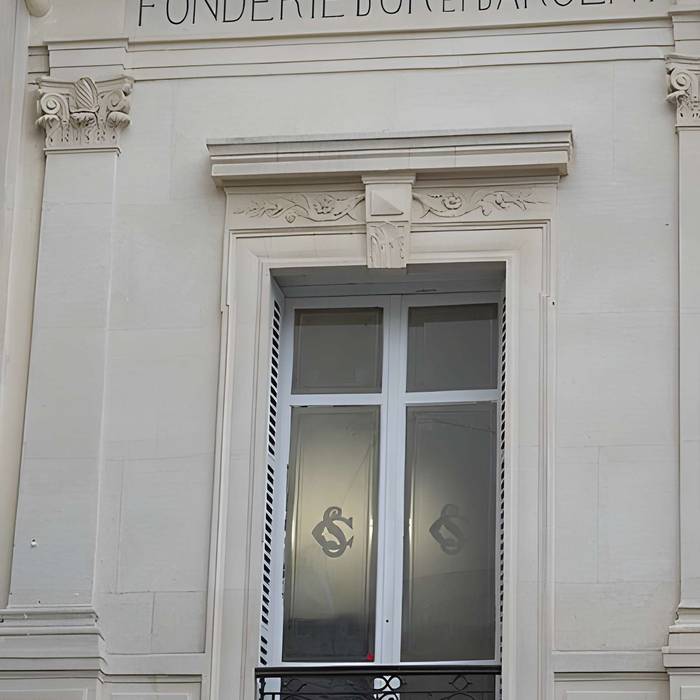 Photo de Hôtel et usine de la Société des Cendres