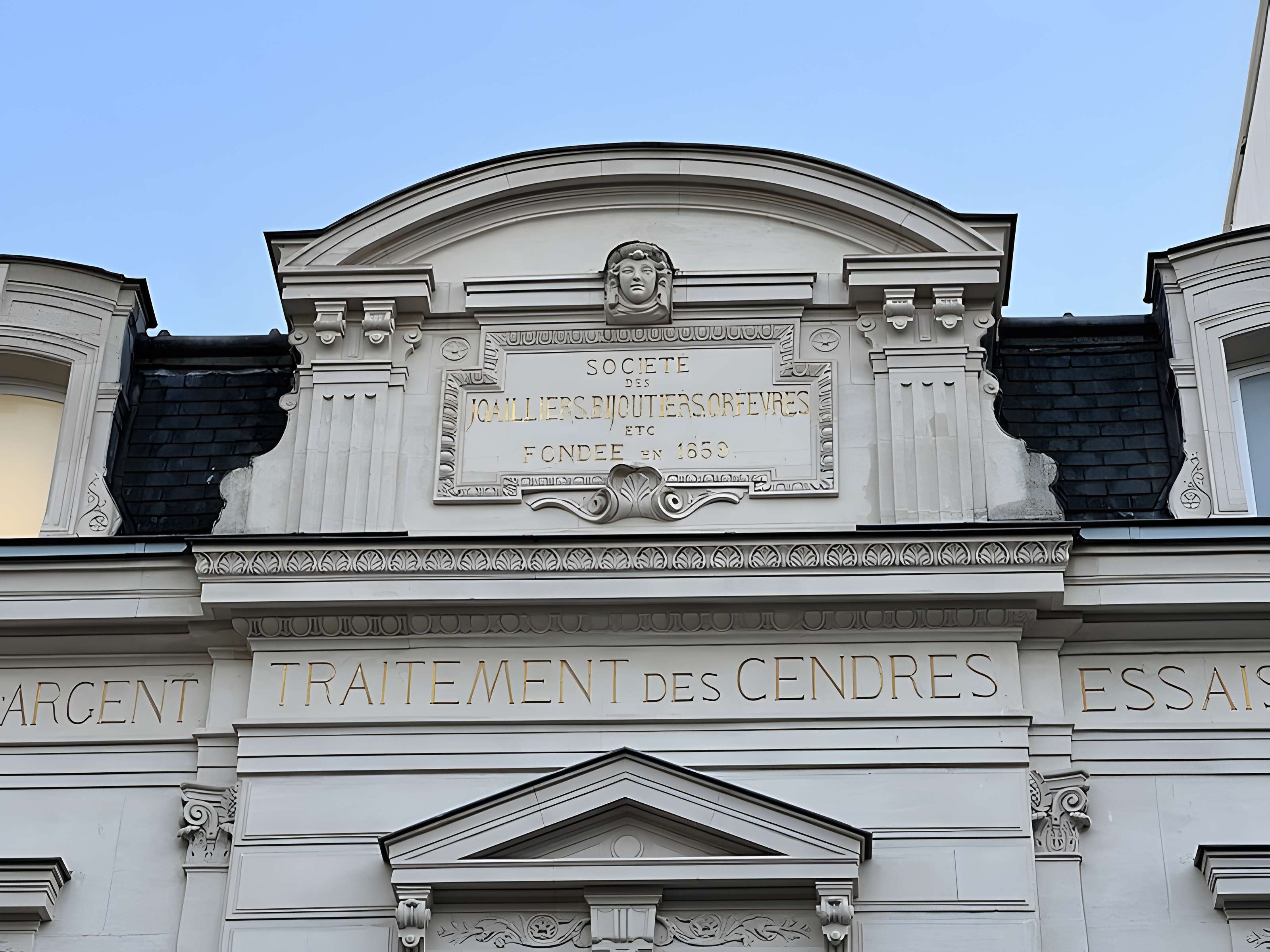 Hôtel et usine de la Société des Cendres