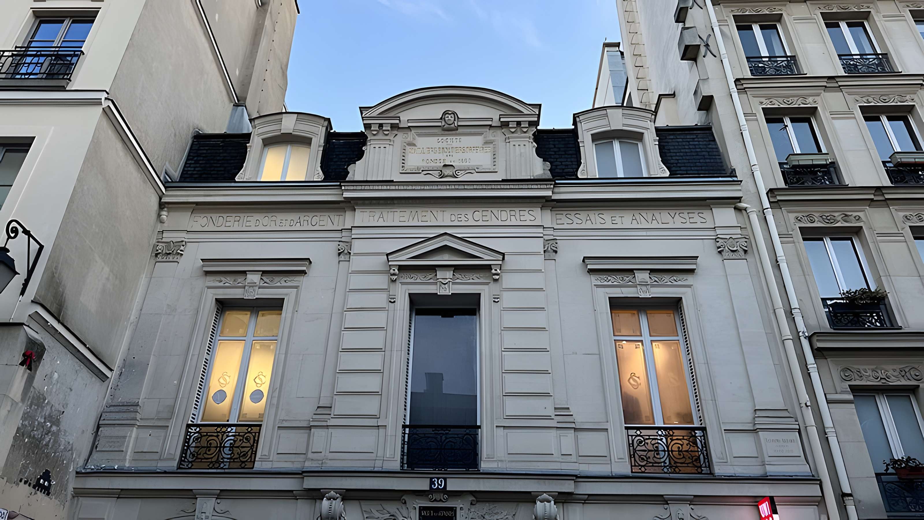 Hôtel et usine de la Société des Cendres