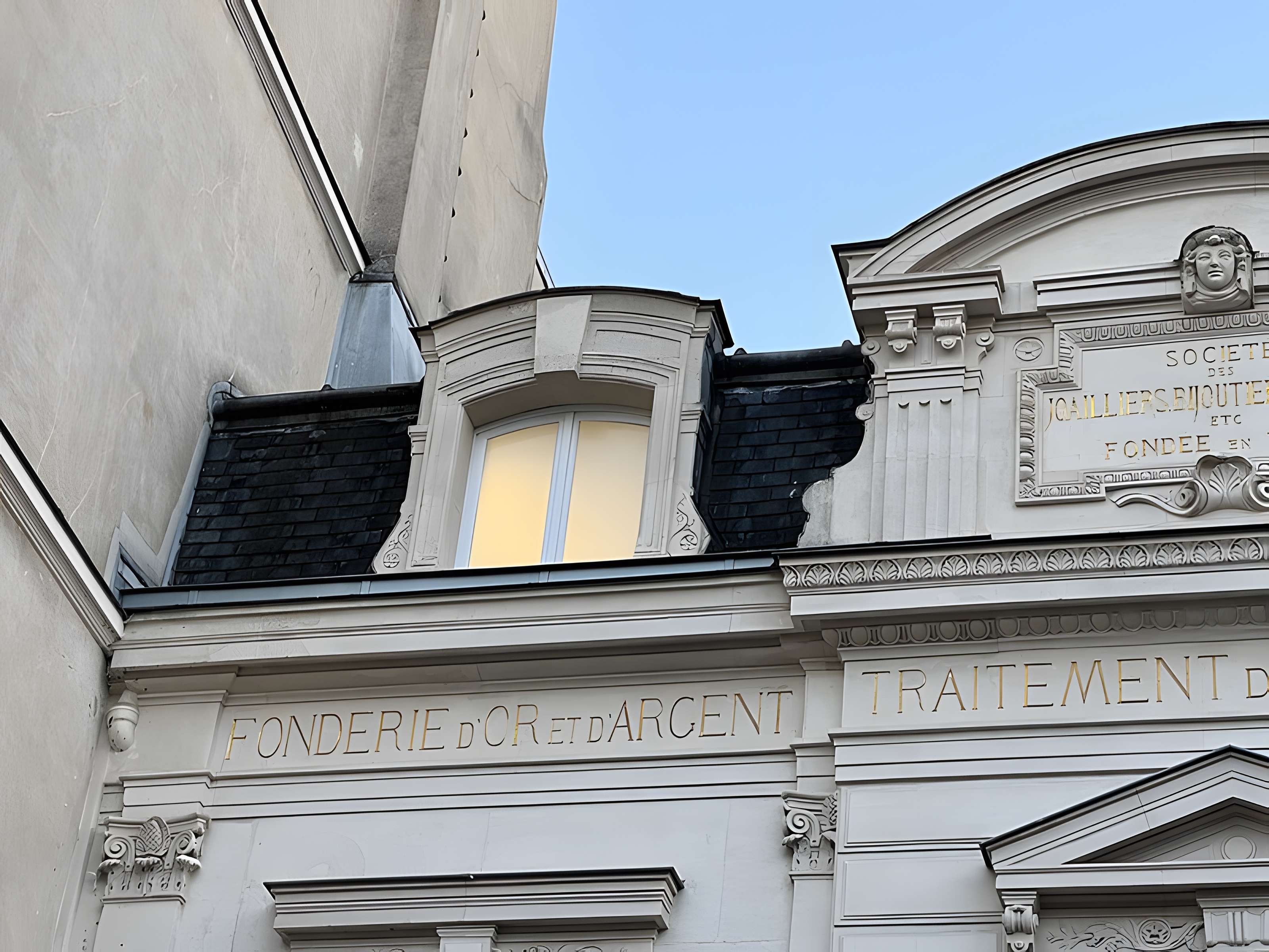 Hôtel et usine de la Société des Cendres