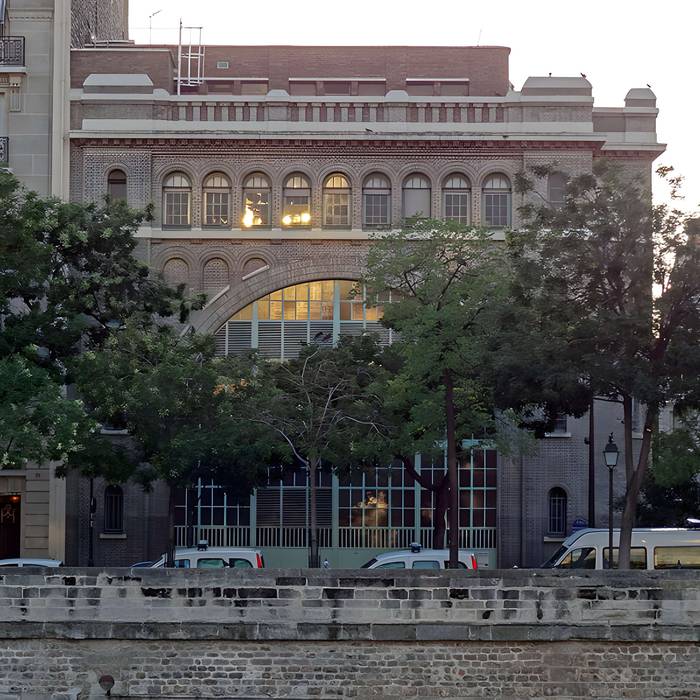 Photo de 巴士底尔分站