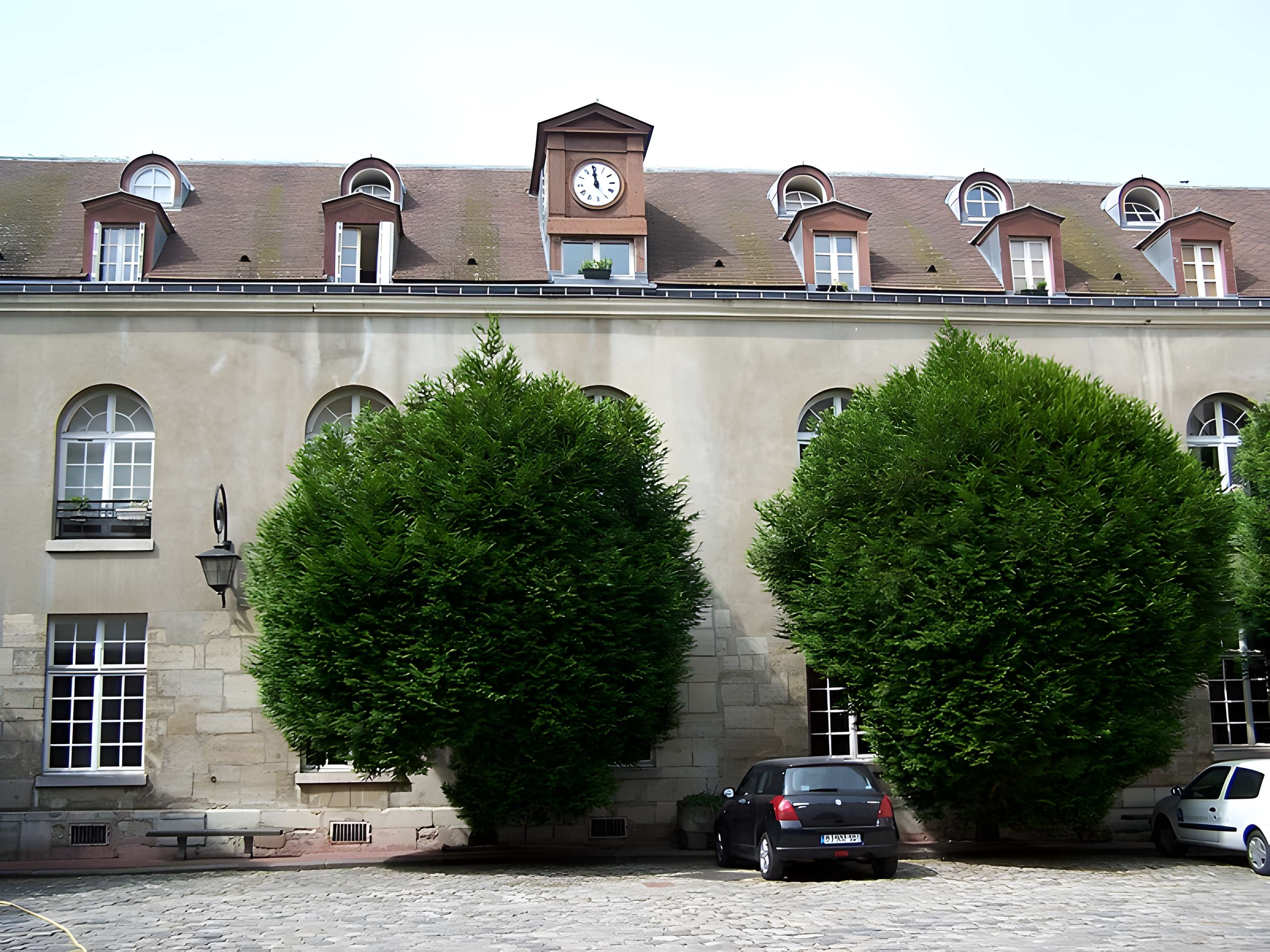 Ancien Hôtel de Clermont-Tonnerre