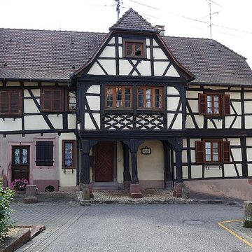 Maison au 26 Place du Marché-aux-Grains à Bouxwiller