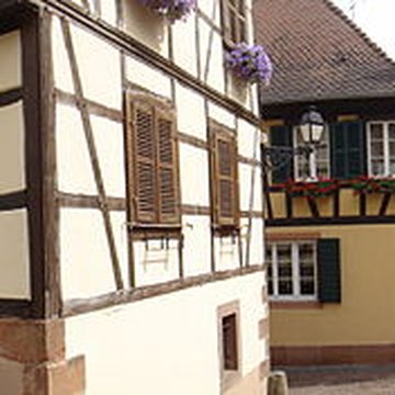 Maison au 26 Place du Marché-aux-Grains à Bouxwiller