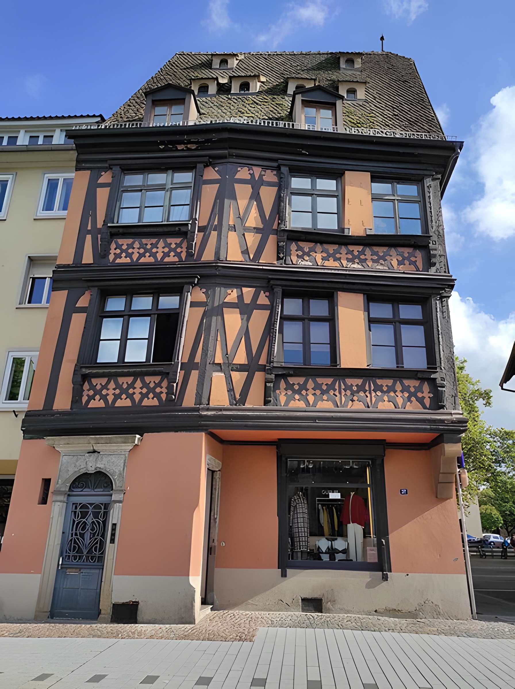 Maison au 27 Quai des Bateliers à Strasbourg