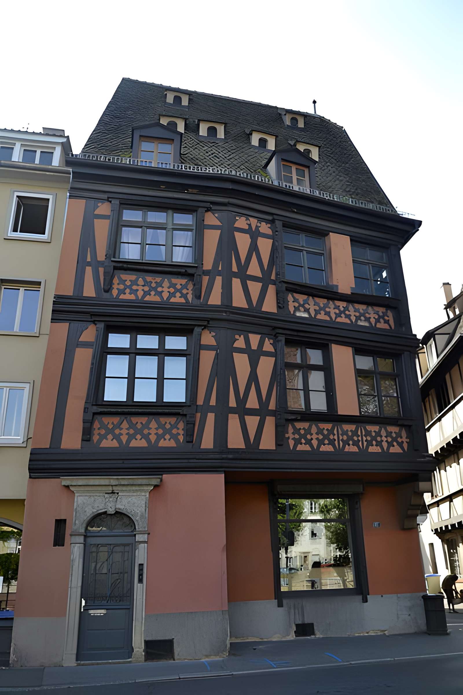 Maison au 27 Quai des Bateliers à Strasbourg