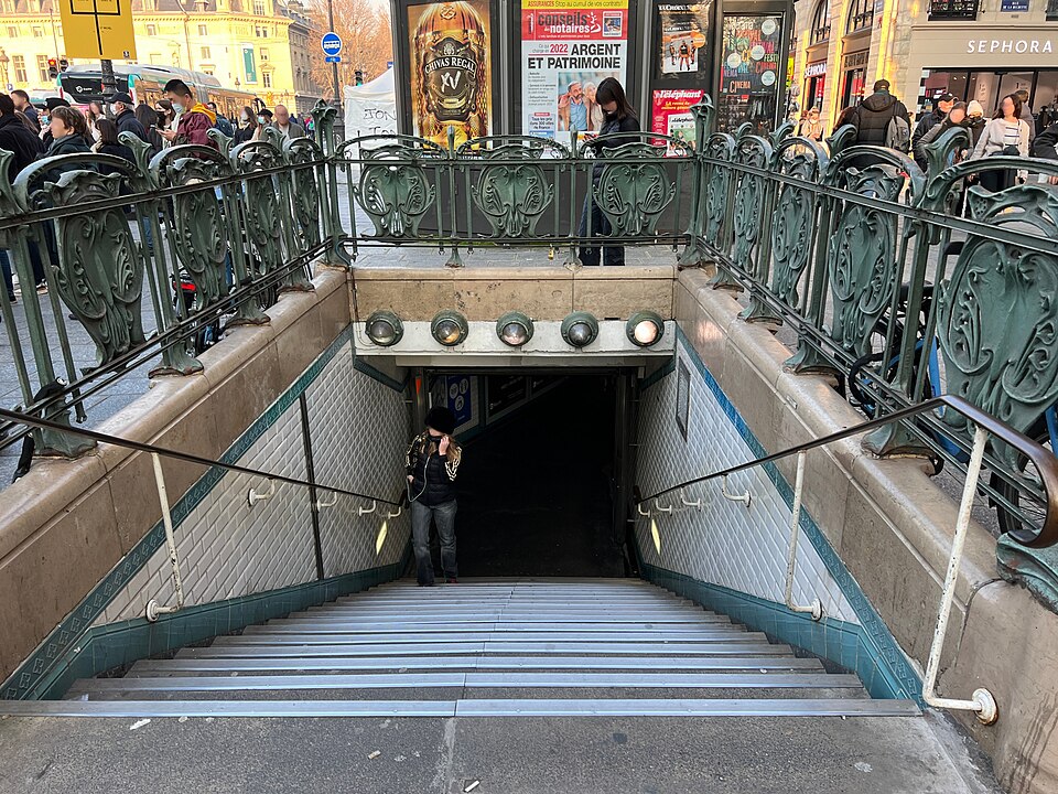 Métropolitain, station Saint-Michel