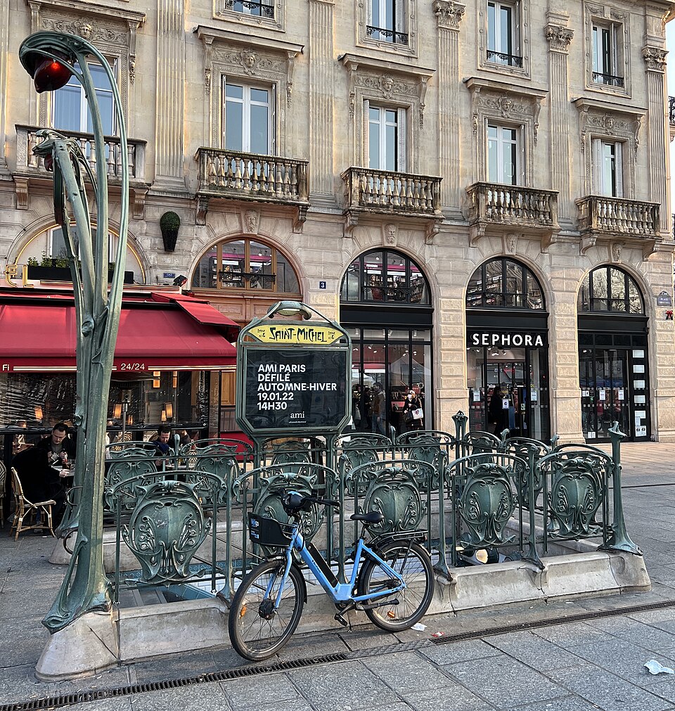 Métropolitain, station Saint-Michel
