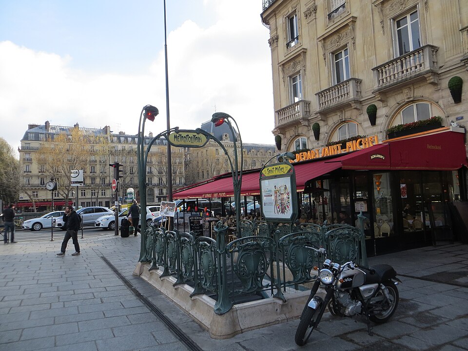Métropolitain, station Saint-Michel