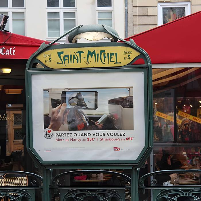 Photo de Métropolitain, station Saint-Michel