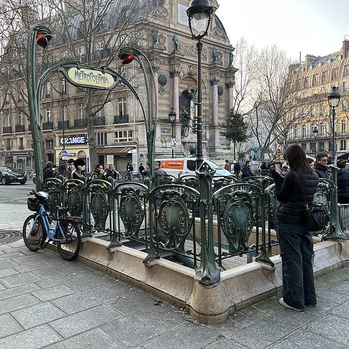 Photo de Métropolitain, station Saint-Michel