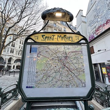Métropolitain, station Saint-Michel