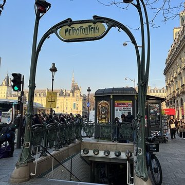 Métropolitain, station Saint-Michel