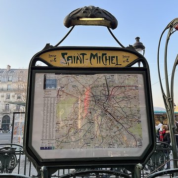 Métropolitain, station Saint-Michel