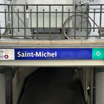 Métropolitain, station Saint-Michel