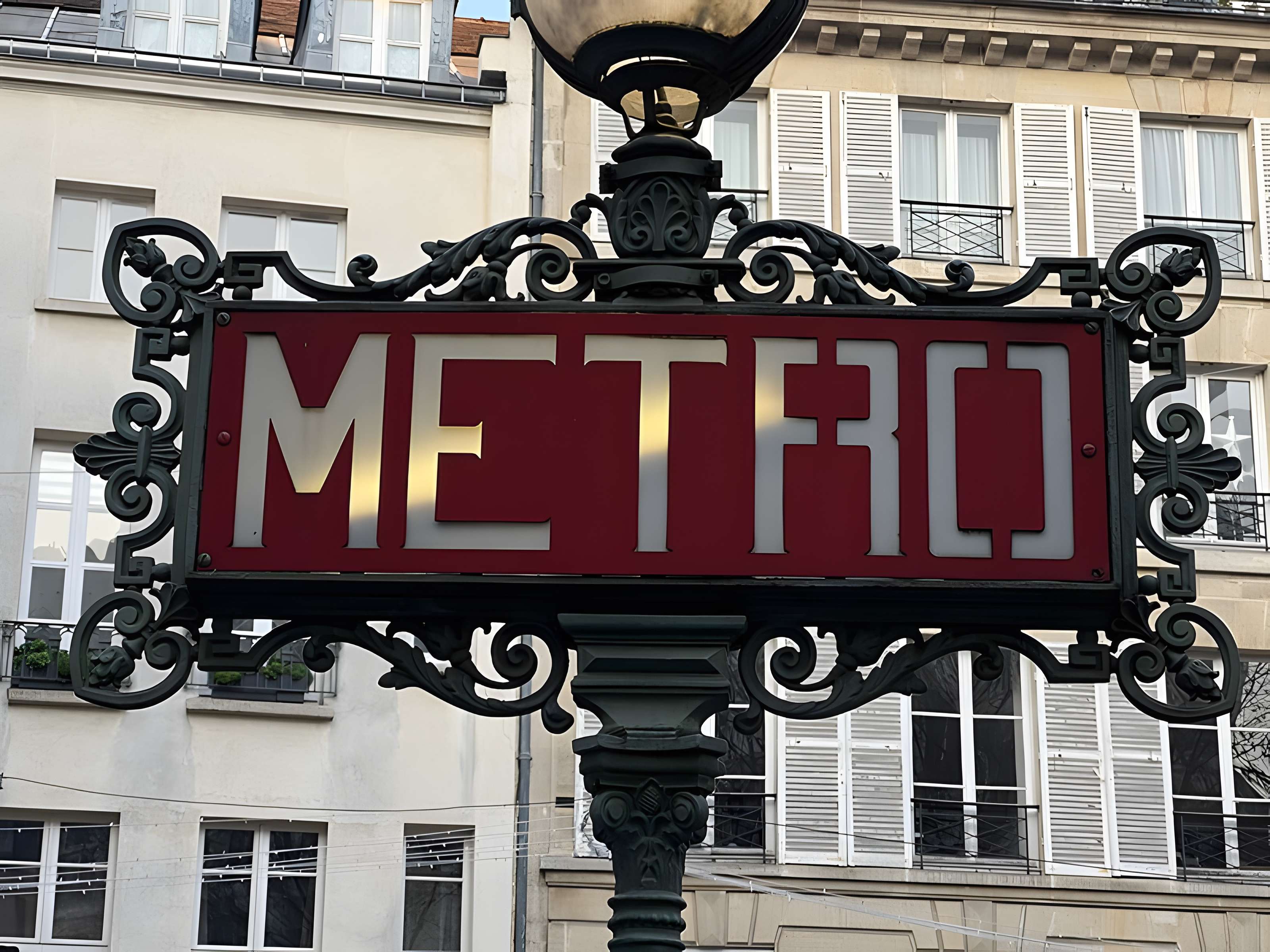 Métropolitain, station Saint-Michel