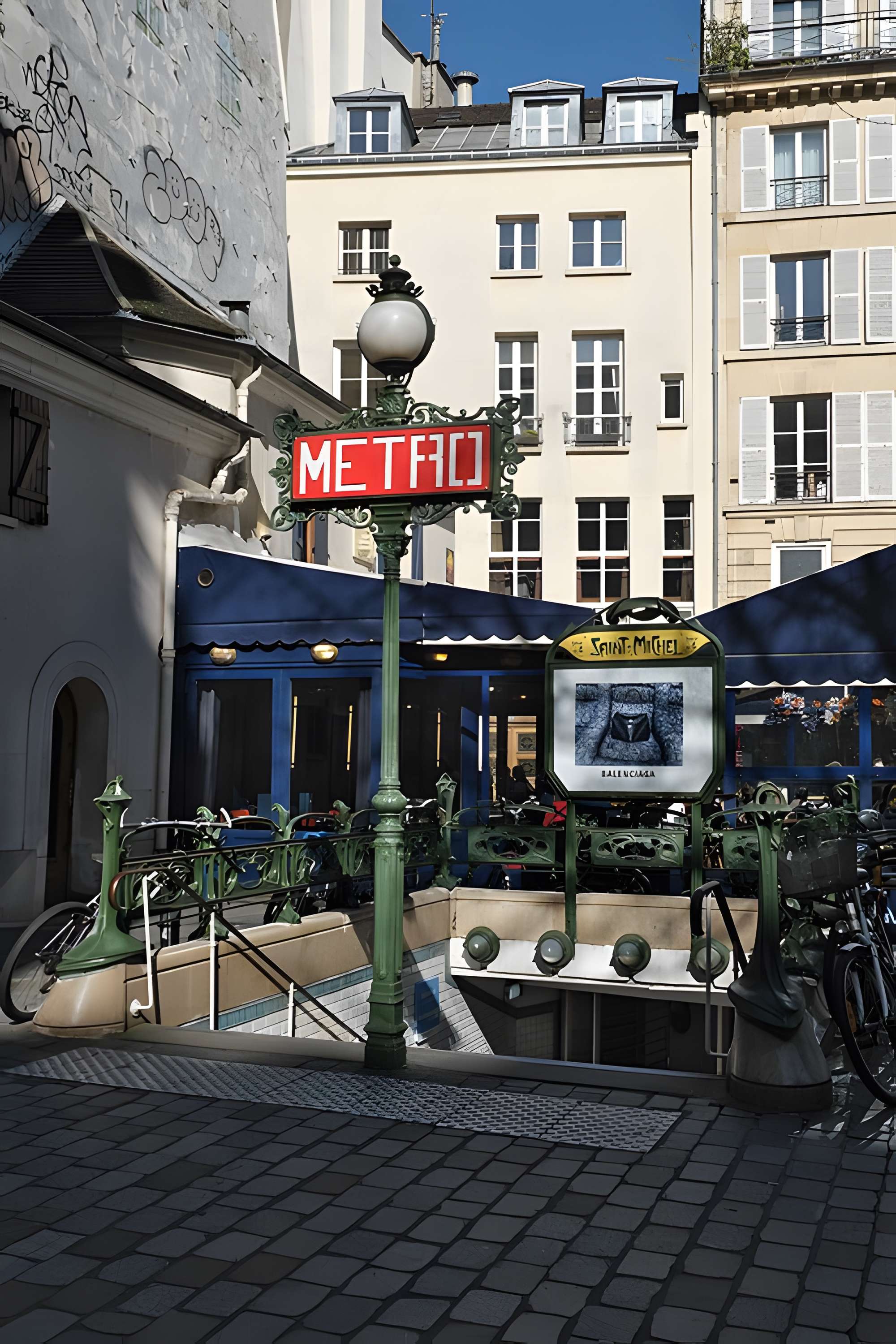 Métropolitain, station Saint-Michel