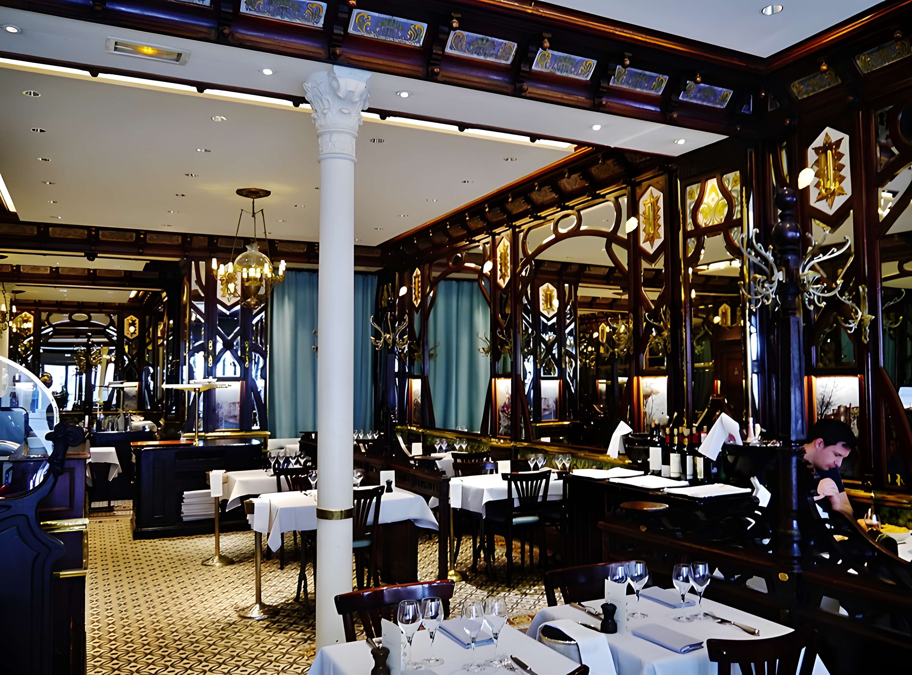 Ancien bouillon Chartier, actuellement restaurant Le Vagenende