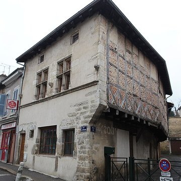 Maison au 30 rue de la République à Bourg-en-Bresse