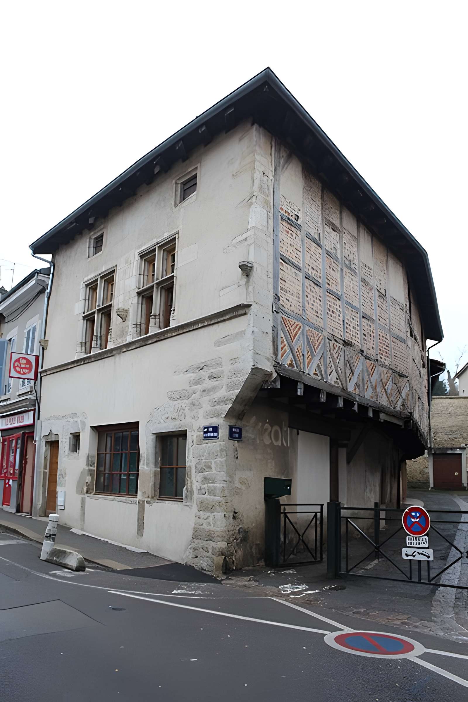 Maison au 30 rue de la République à Bourg-en-Bresse
