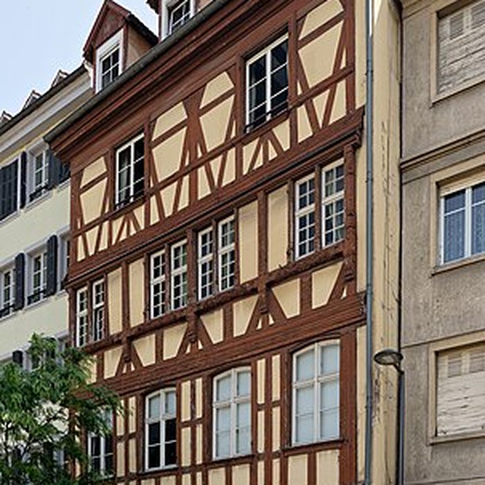 Photo de Maison au 36 Quai des Bateliers à Strasbourg