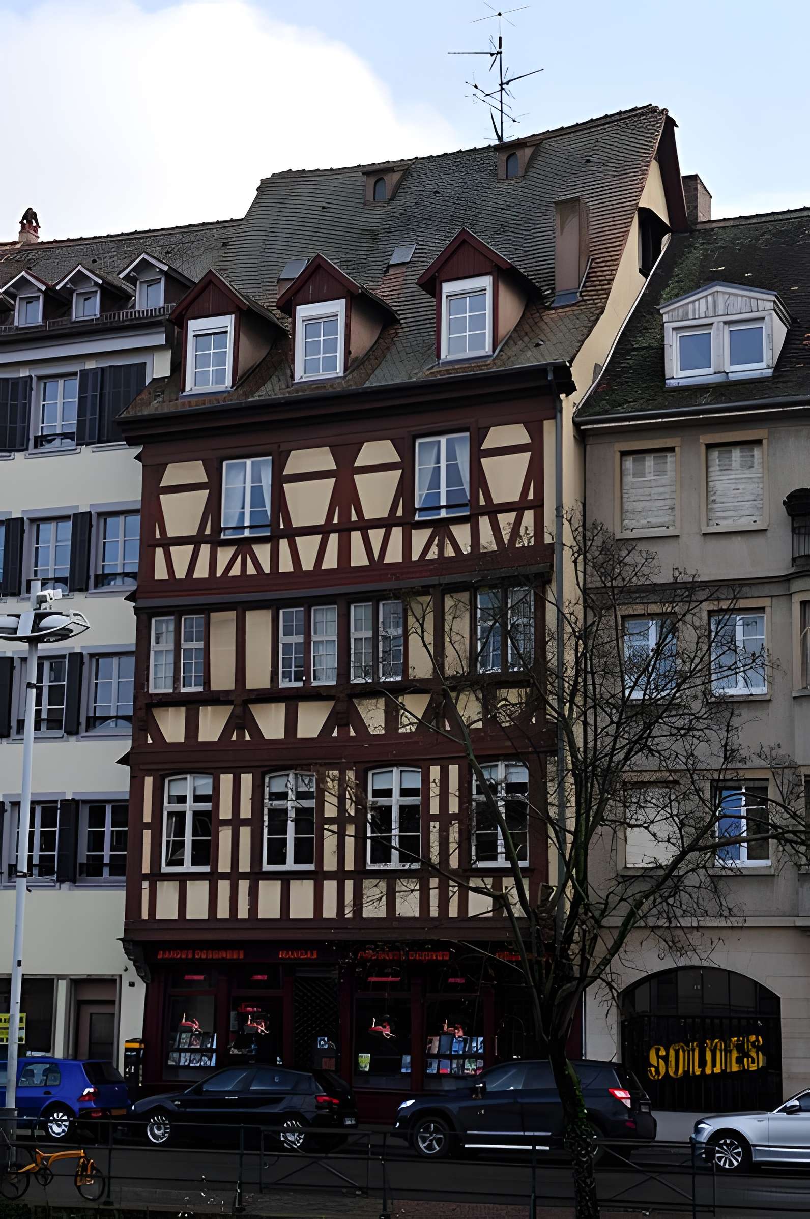Maison au 36 Quai des Bateliers à Strasbourg