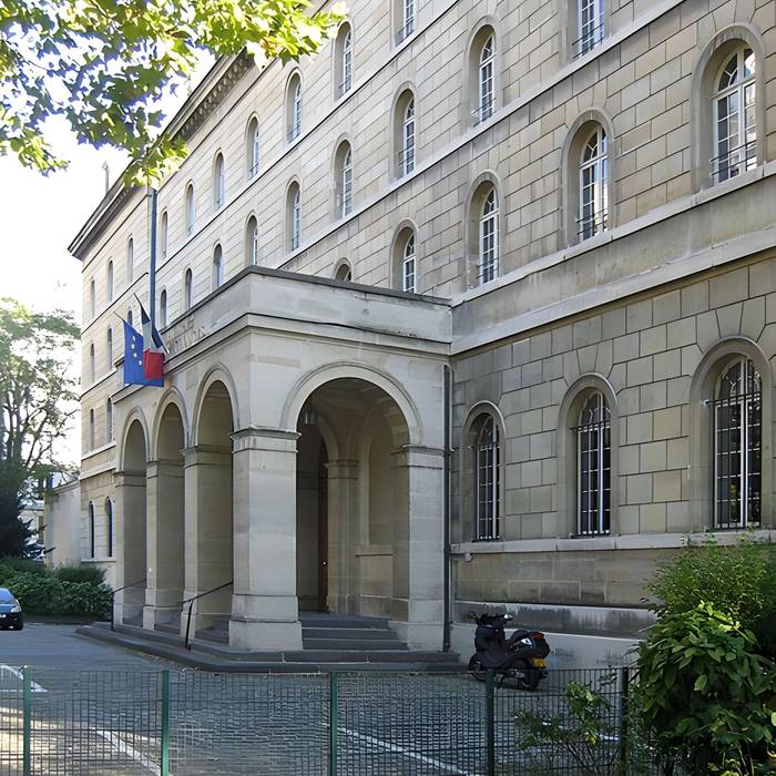 Photo de Séminaire  , actuellement annexe du ministère des finances