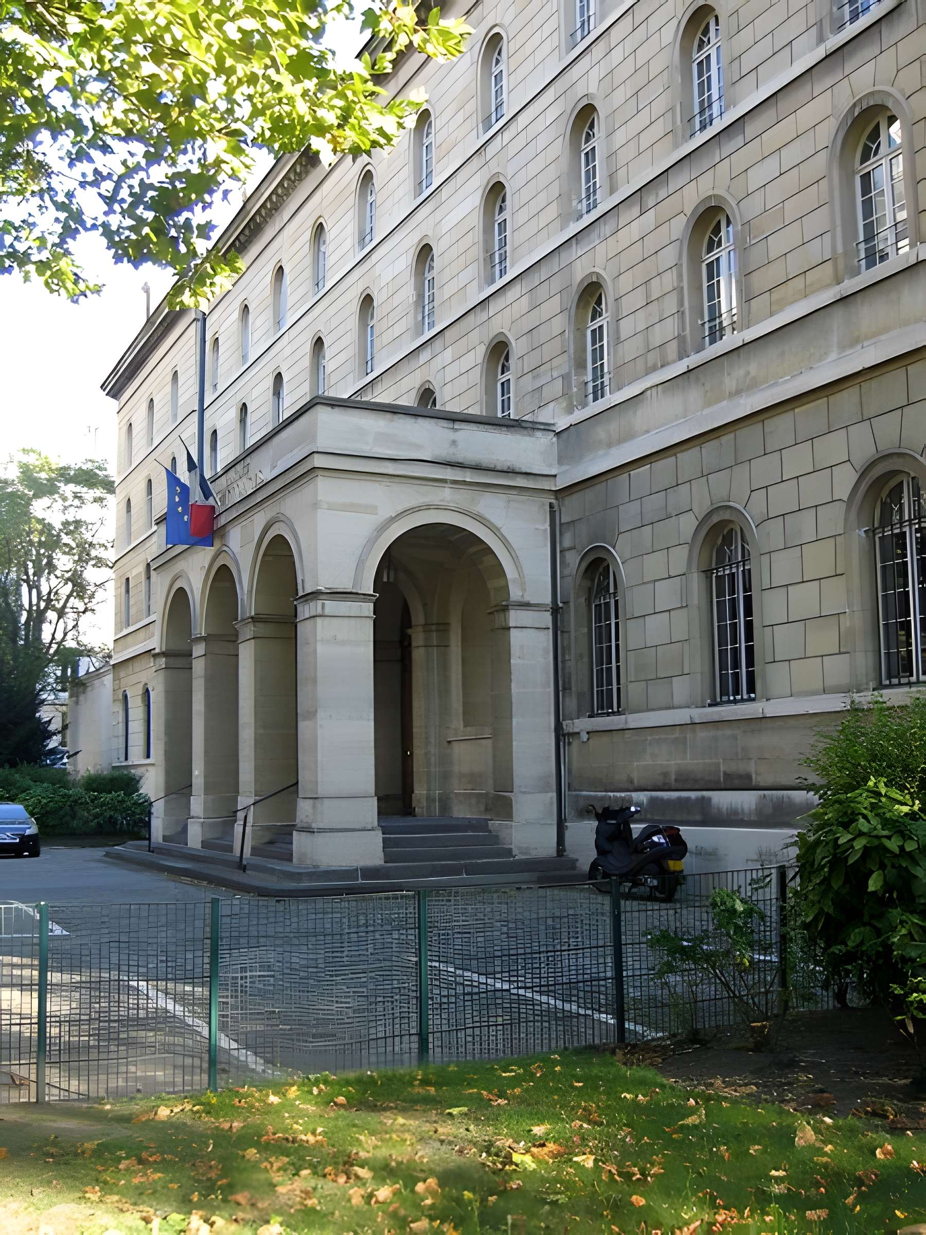 Séminaire  , actuellement annexe du ministère des finances