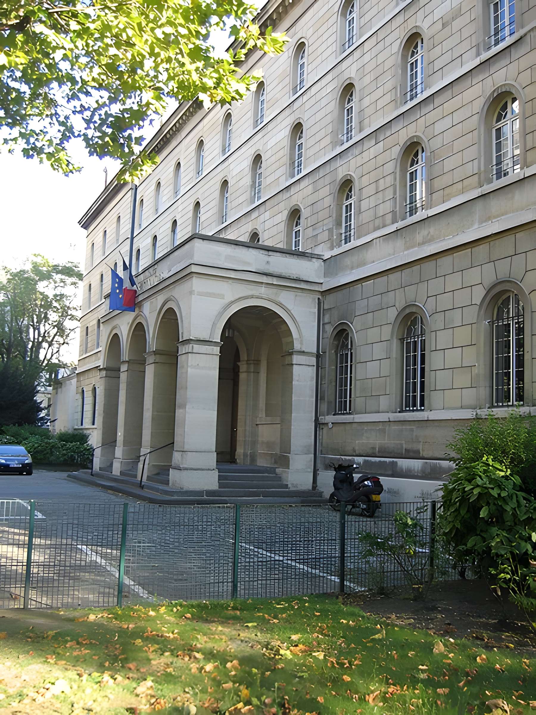 Séminaire  , actuellement annexe du ministère des finances