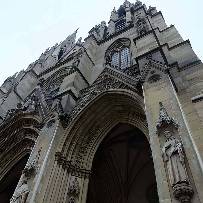 Photo de Basilique Sainte-Clotilde et Sainte-Valère