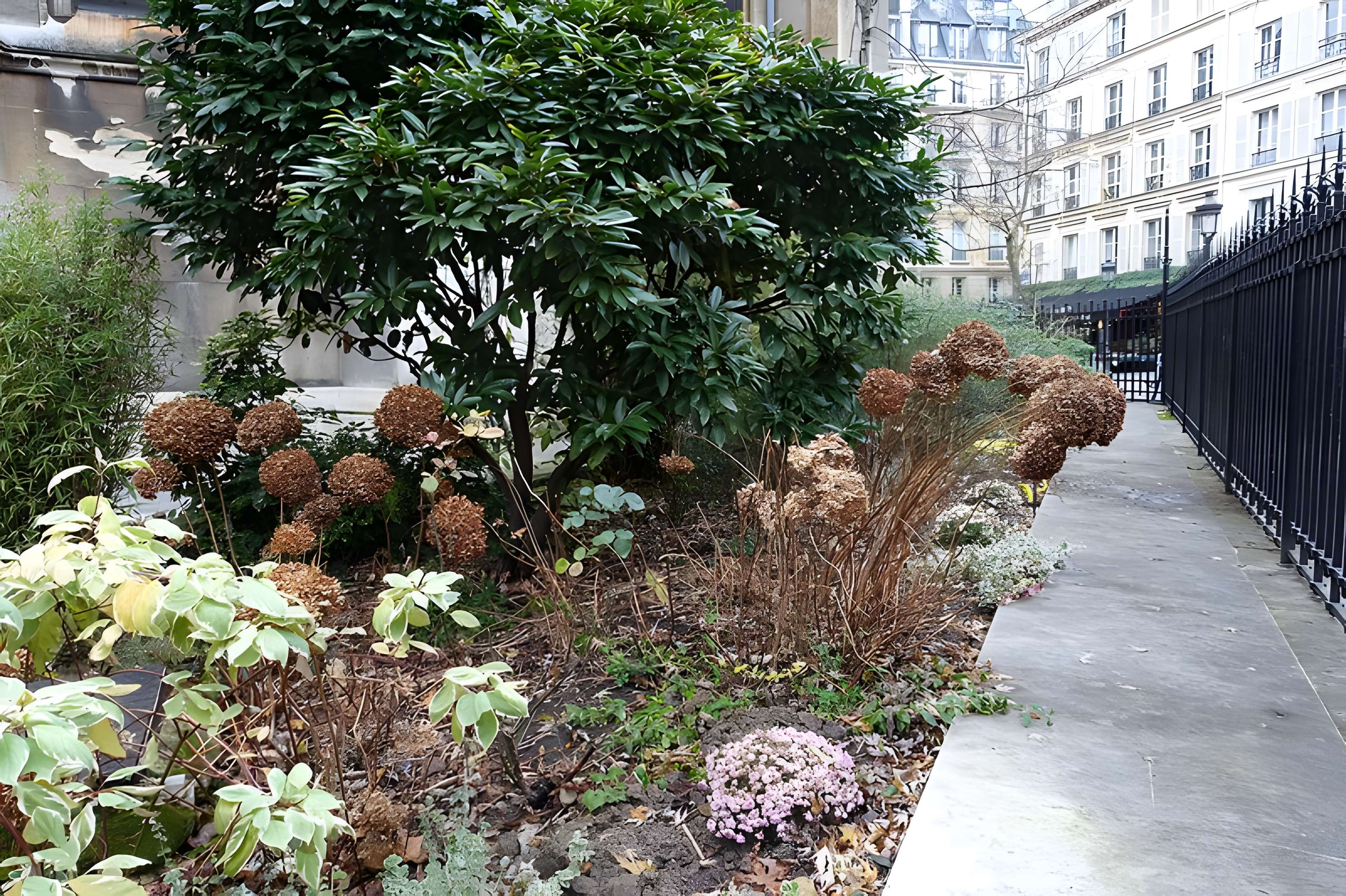 Basilique Sainte-Clotilde et Sainte-Valère