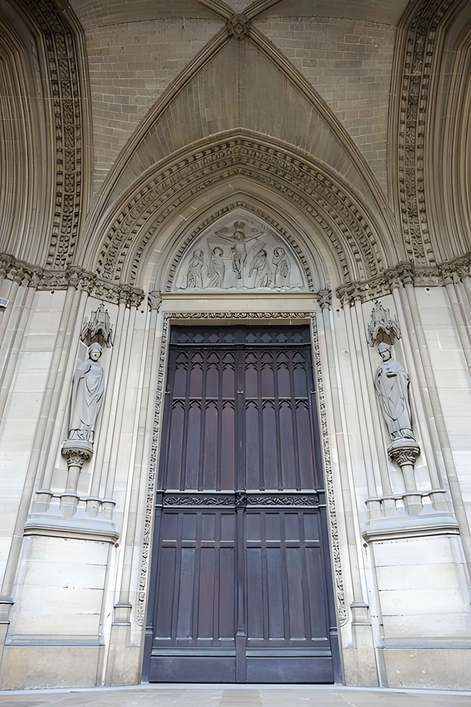Basilique Sainte-Clotilde et Sainte-Valère