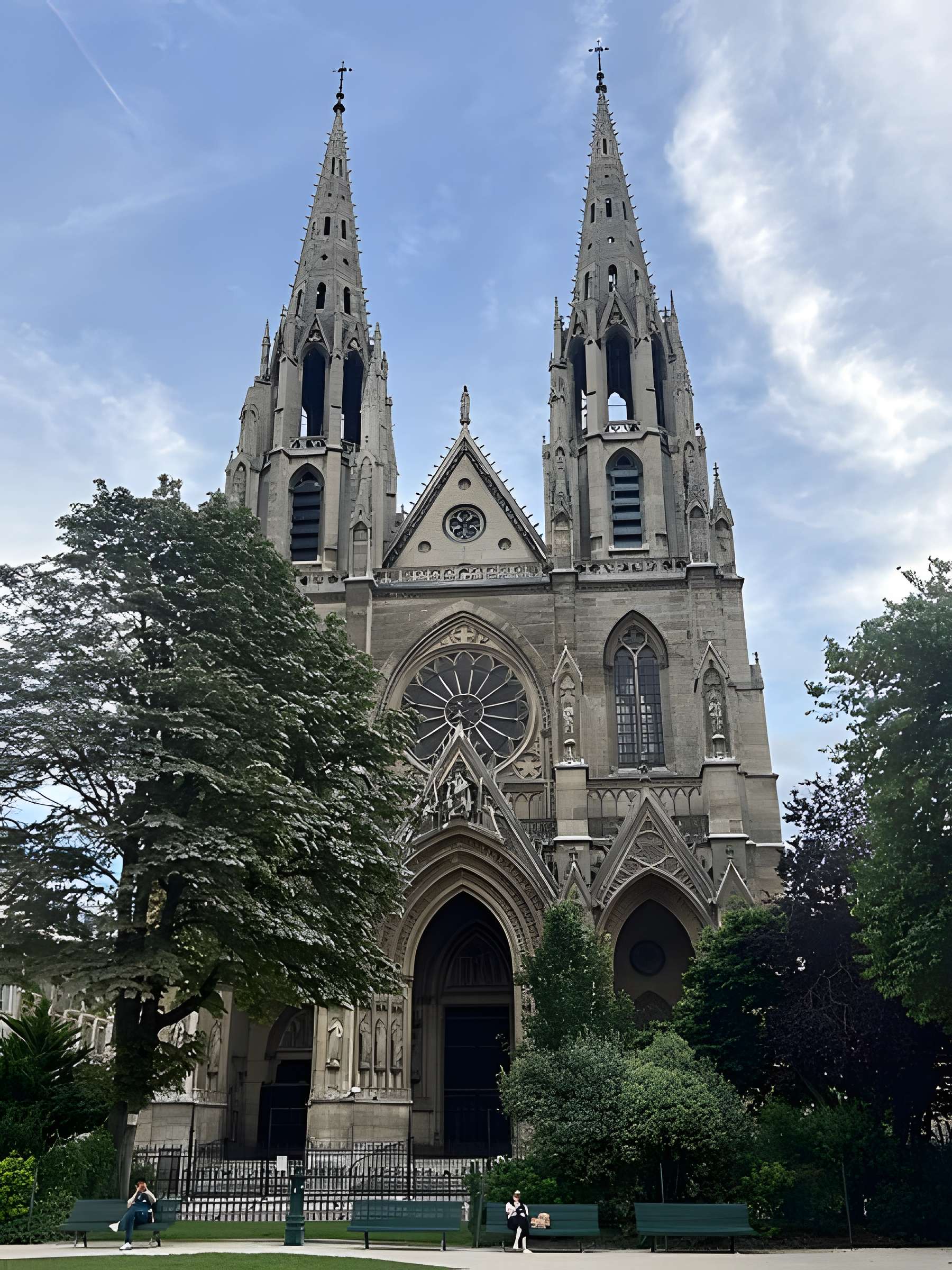 Basilique Sainte-Clotilde et Sainte-Valère
