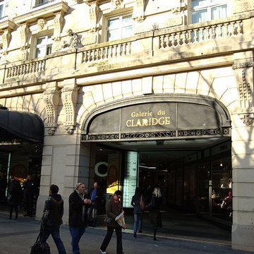 Ancien Garde-Meuble, actuellement ministère de la Marine ou Hôtel de la Marine