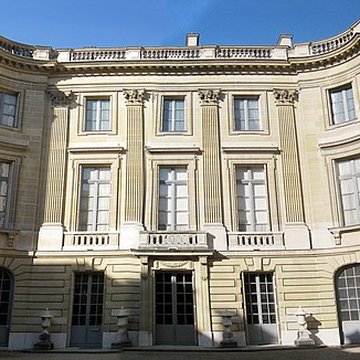 Ancien Garde-Meuble, actuellement ministère de la Marine ou Hôtel de la Marine