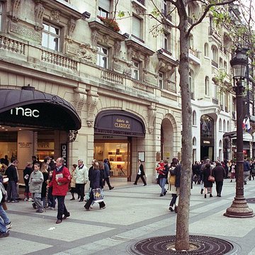 Ancien Garde-Meuble, actuellement ministère de la Marine ou Hôtel de la Marine