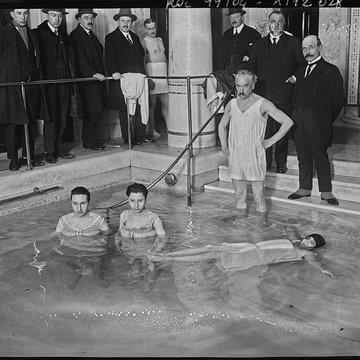Ancien Garde-Meuble, actuellement ministère de la Marine ou Hôtel de la Marine