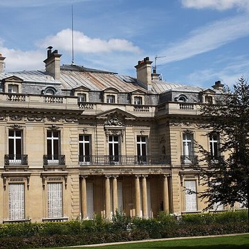 Ancien Garde-Meuble, actuellement ministère de la Marine ou Hôtel de la Marine