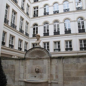 Ancien Garde-Meuble, actuellement ministère de la Marine ou Hôtel de la Marine