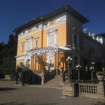 Ancien Garde-Meuble, actuellement ministère de la Marine ou Hôtel de la Marine