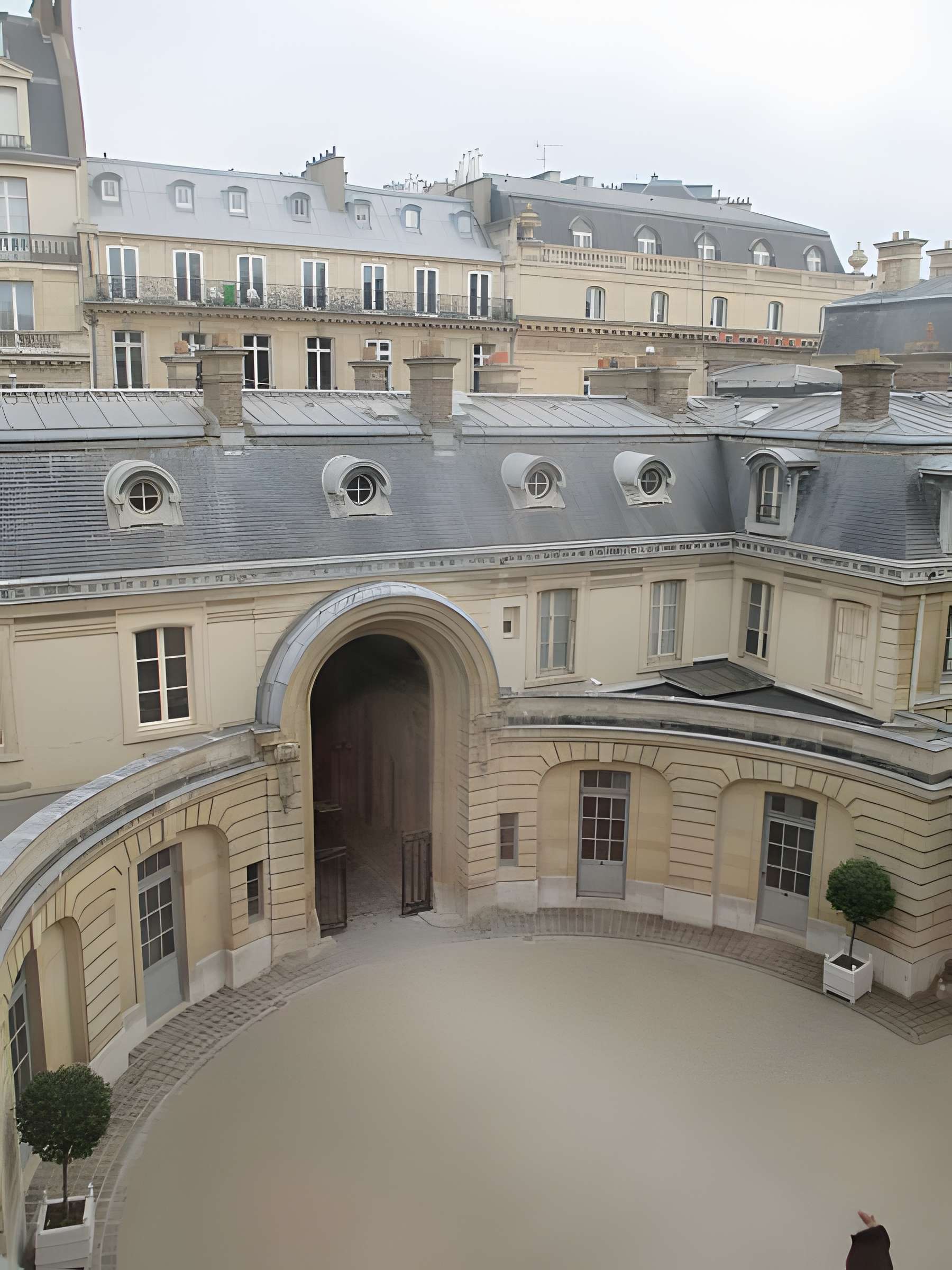 Ancien Garde-Meuble, actuellement ministère de la Marine ou Hôtel de la Marine