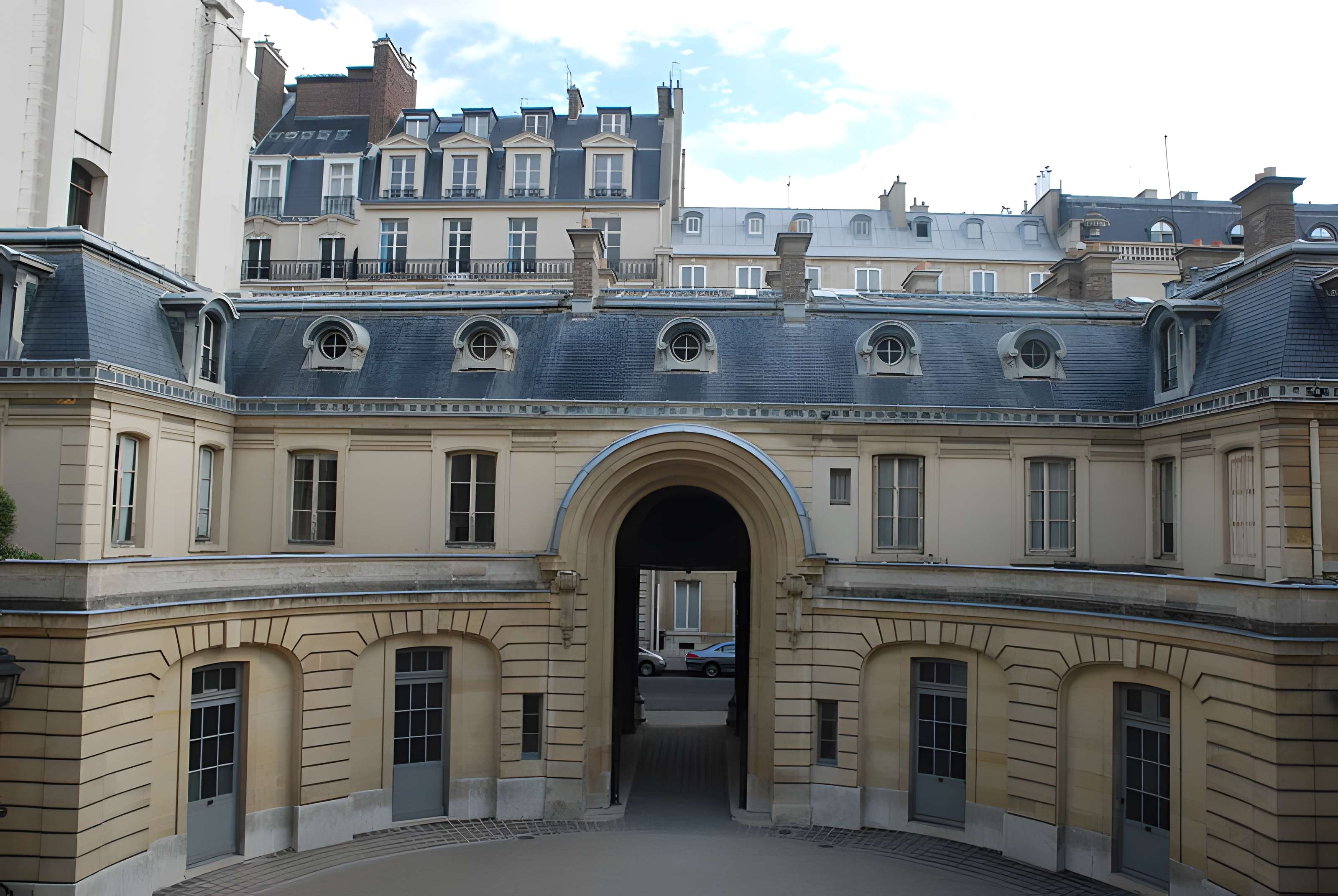 Ancien Garde-Meuble, actuellement ministère de la Marine ou Hôtel de la Marine