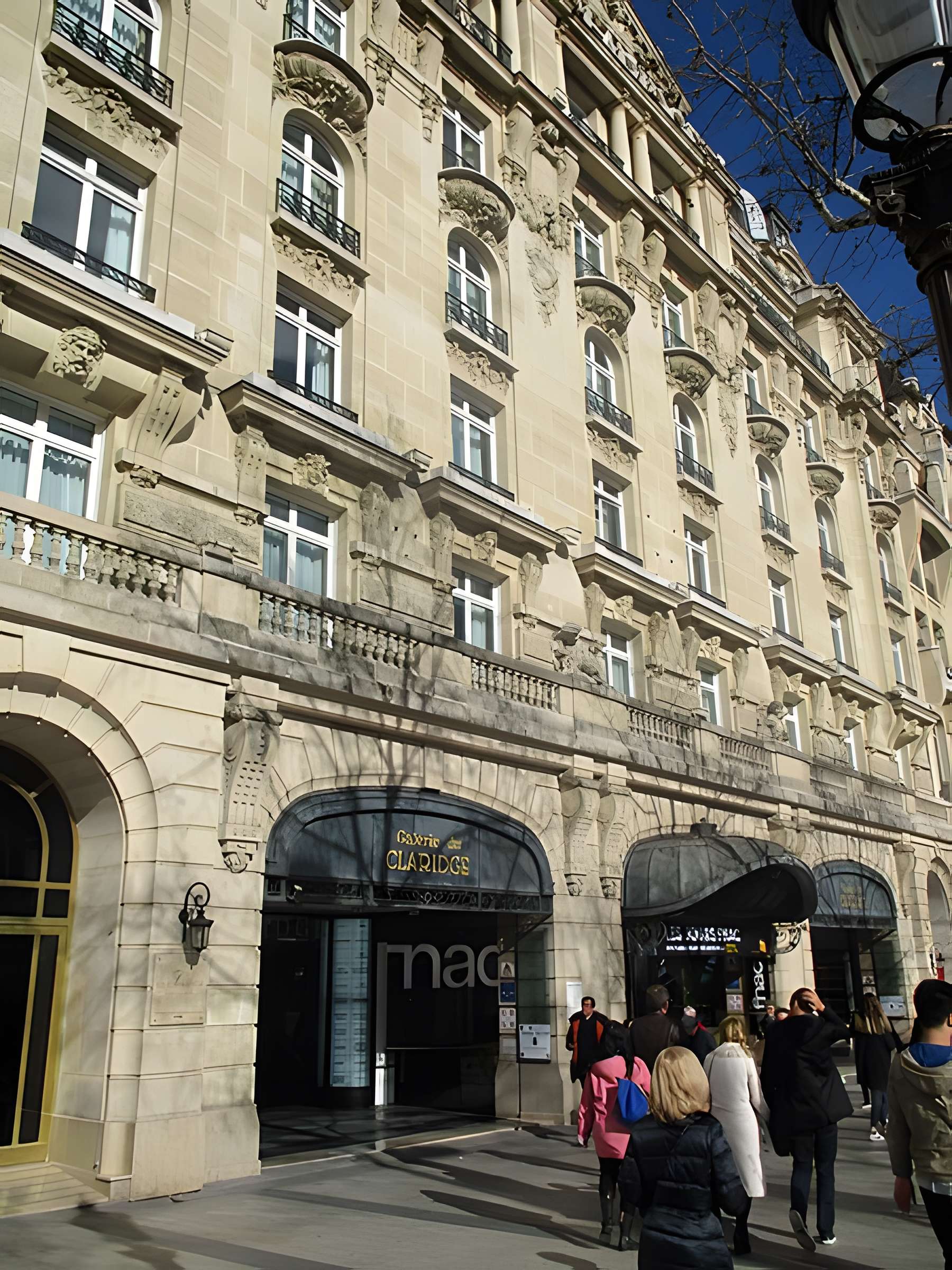Ancien Garde-Meuble, actuellement ministère de la Marine ou Hôtel de la Marine
