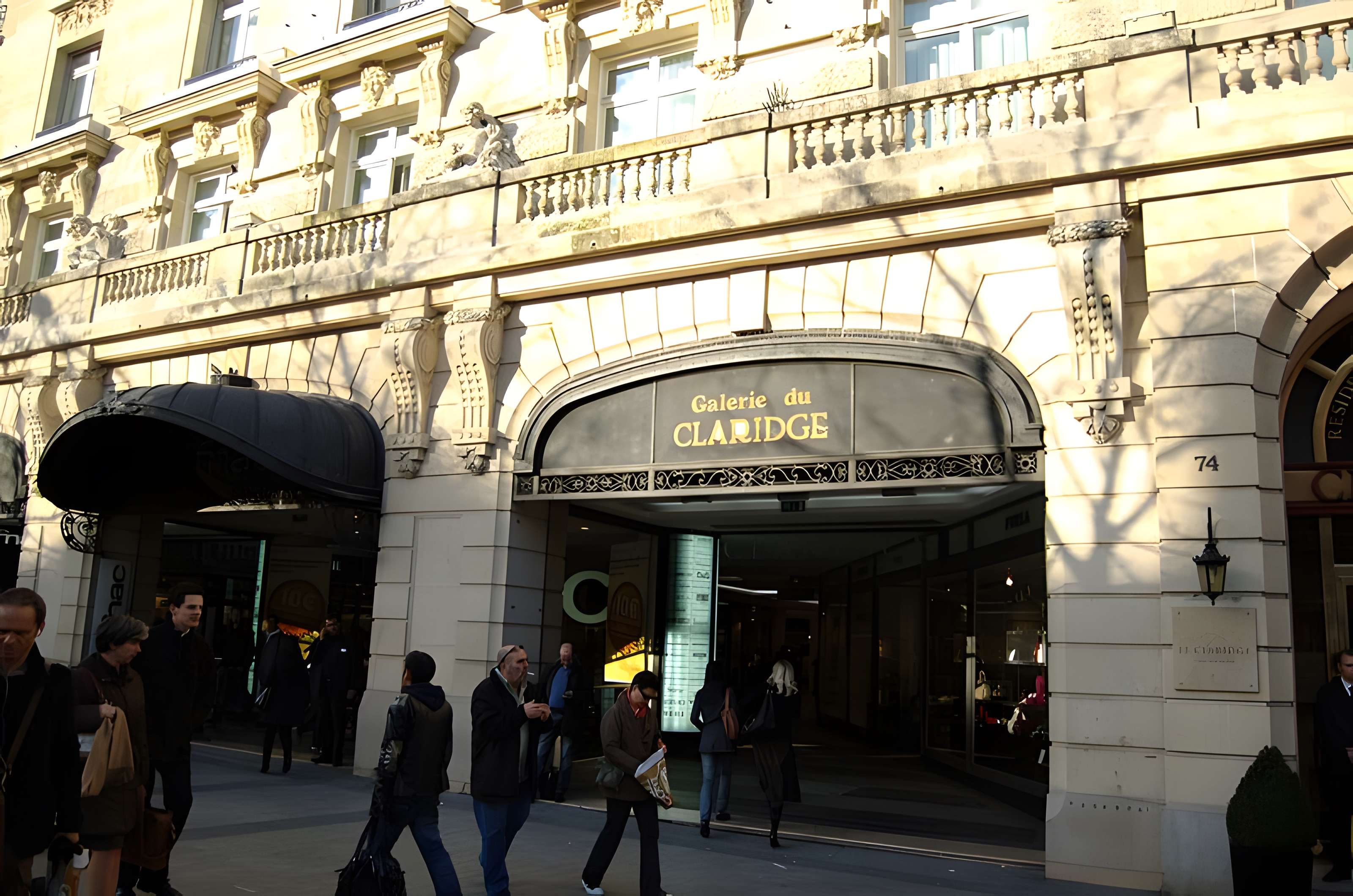 Ancien Garde-Meuble, actuellement ministère de la Marine ou Hôtel de la Marine
