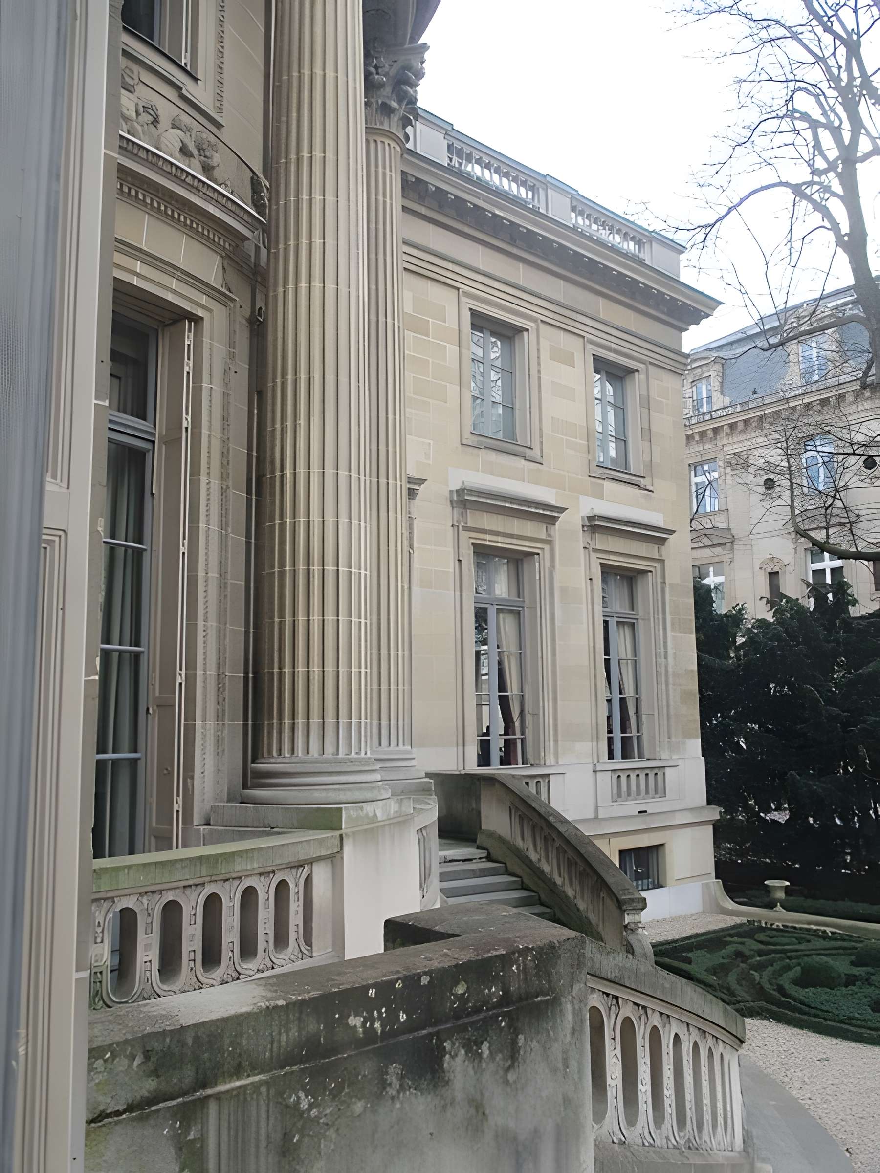 Ancien Garde-Meuble, actuellement ministère de la Marine ou Hôtel de la Marine
